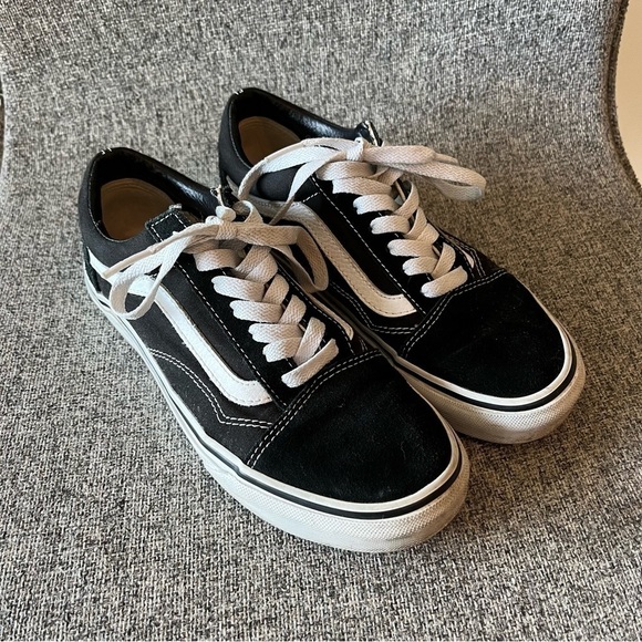 Vans Shoes - Vans Old Skool Black White Low Canvas Classic Skate Shoe